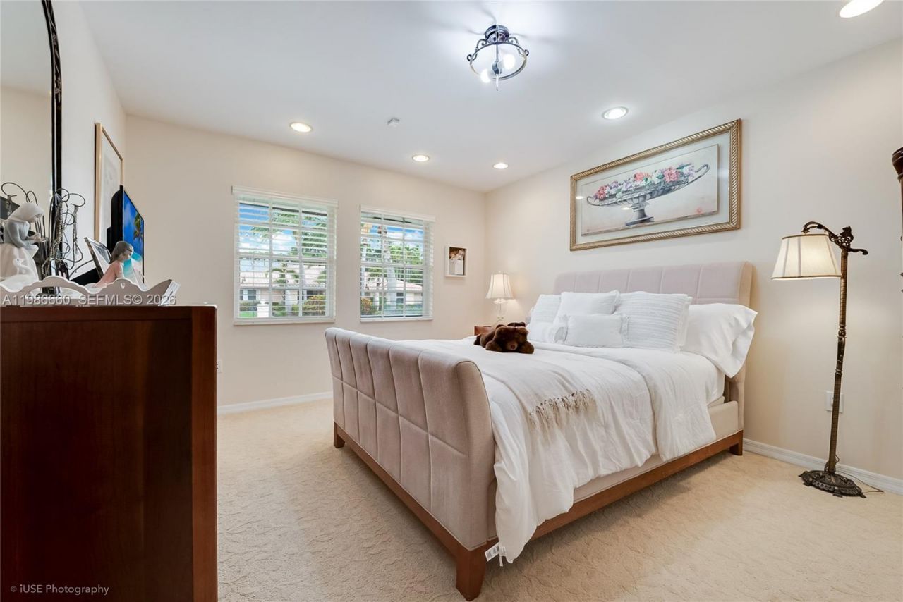 10422 SW 121st St, Miami, FL 33176 Photo