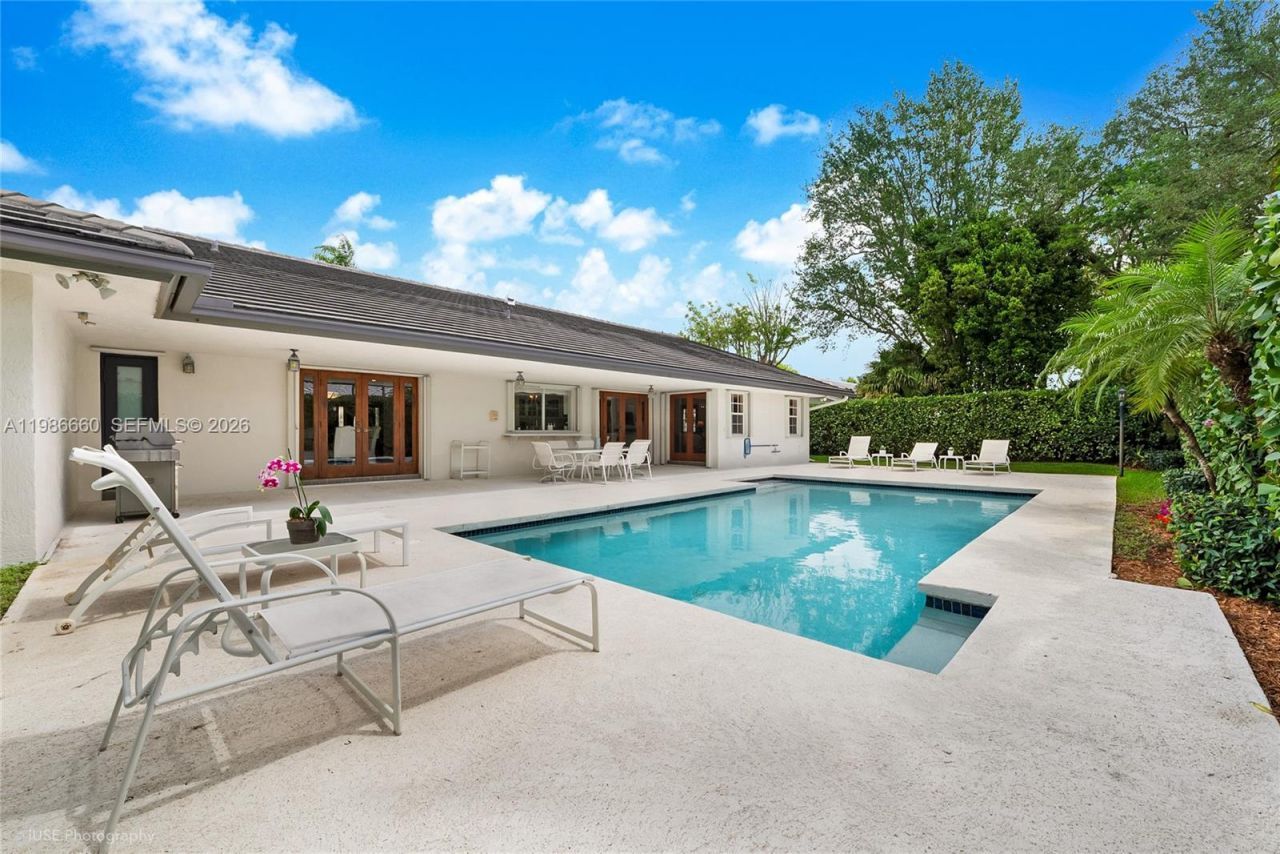 10422 SW 121st St, Miami, FL 33176 Photo