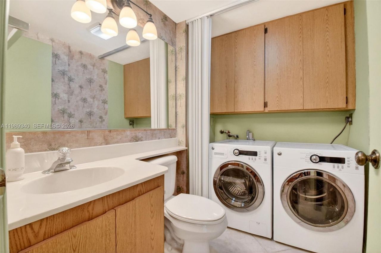 7114 71st Way , West Palm Beach, FL 33407 Photo