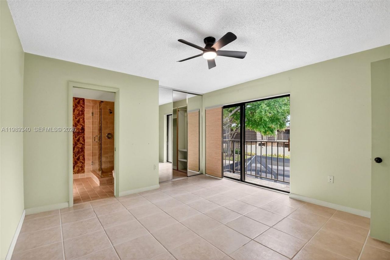 7114 71st Way, West Palm Beach, FL 33407 Photo