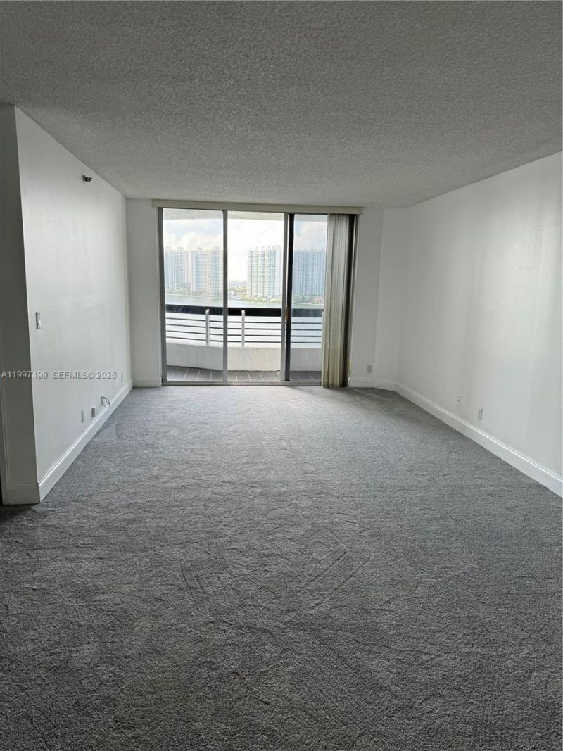 3600 Mystic Pointe Dr, Unit 1504, Aventura, FL 33180 Photo