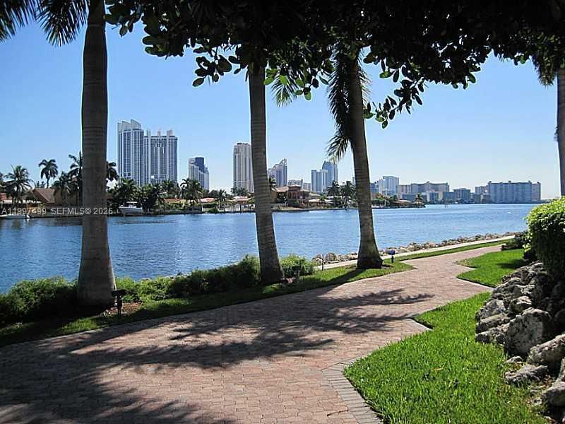 3600 Mystic Pointe Dr, Unit 1504, Aventura, FL 33180 Photo