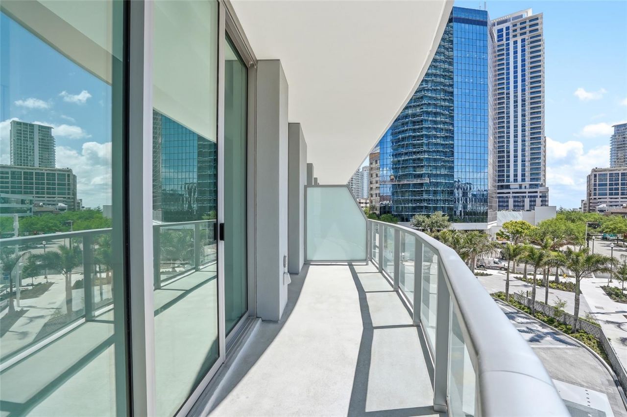 400 Central Avenue, Unit 301, Saint Petersburg, FL 33701 Photo