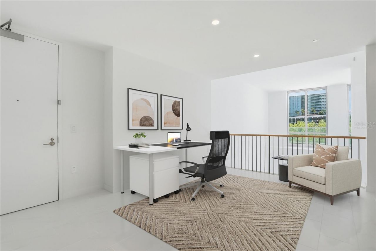 400 Central Avenue, Unit 301, Saint Petersburg, FL 33701 Photo