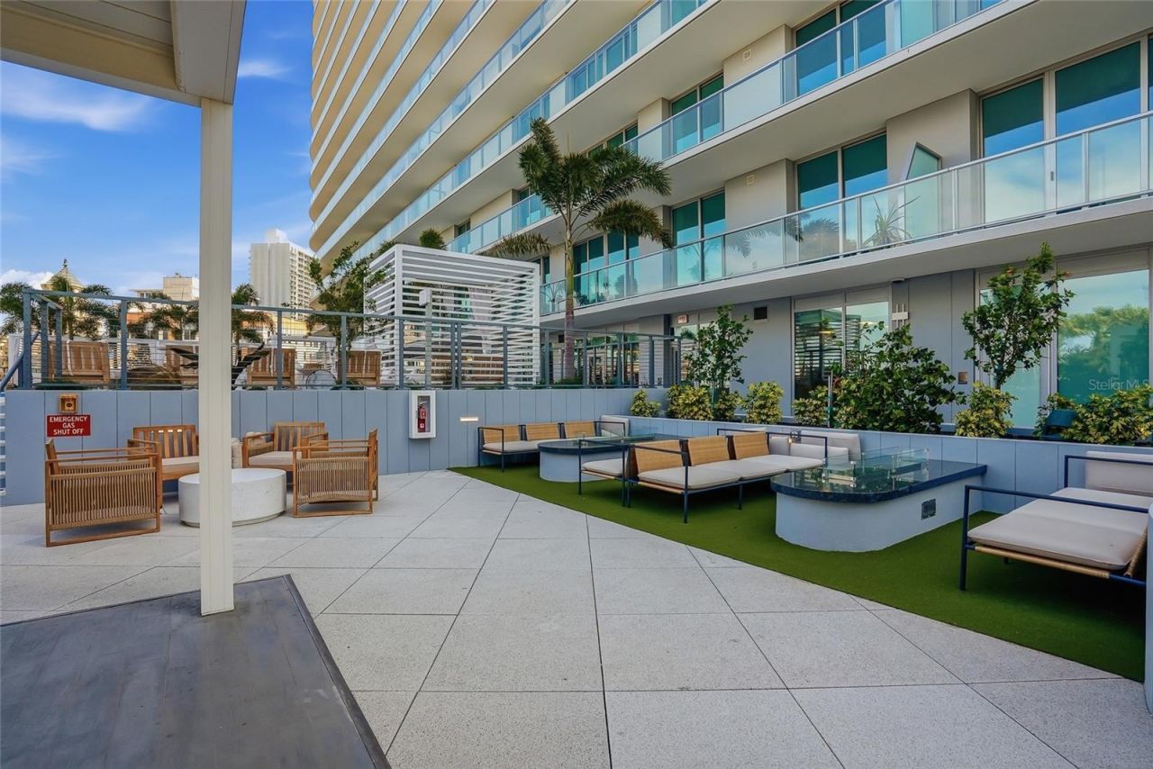 400 Central Avenue, Unit 301, Saint Petersburg, FL 33701 Photo