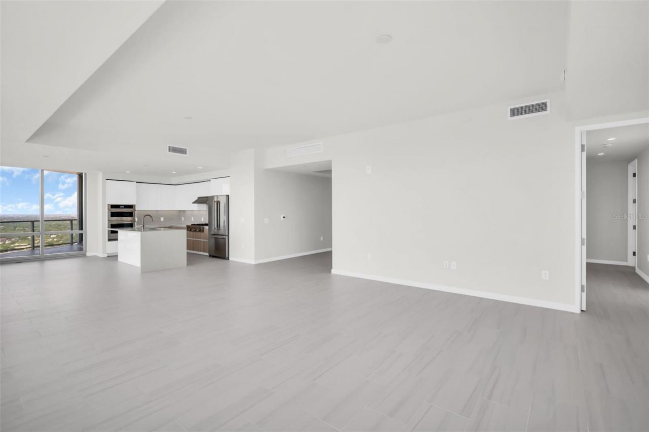 400 Central Avenue, Unit 3401, Saint Petersburg, FL 33701 Photo