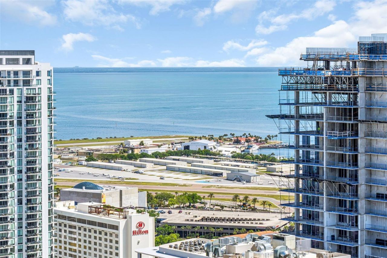 400 Central Avenue, Unit 3401, Saint Petersburg, FL 33701 Photo