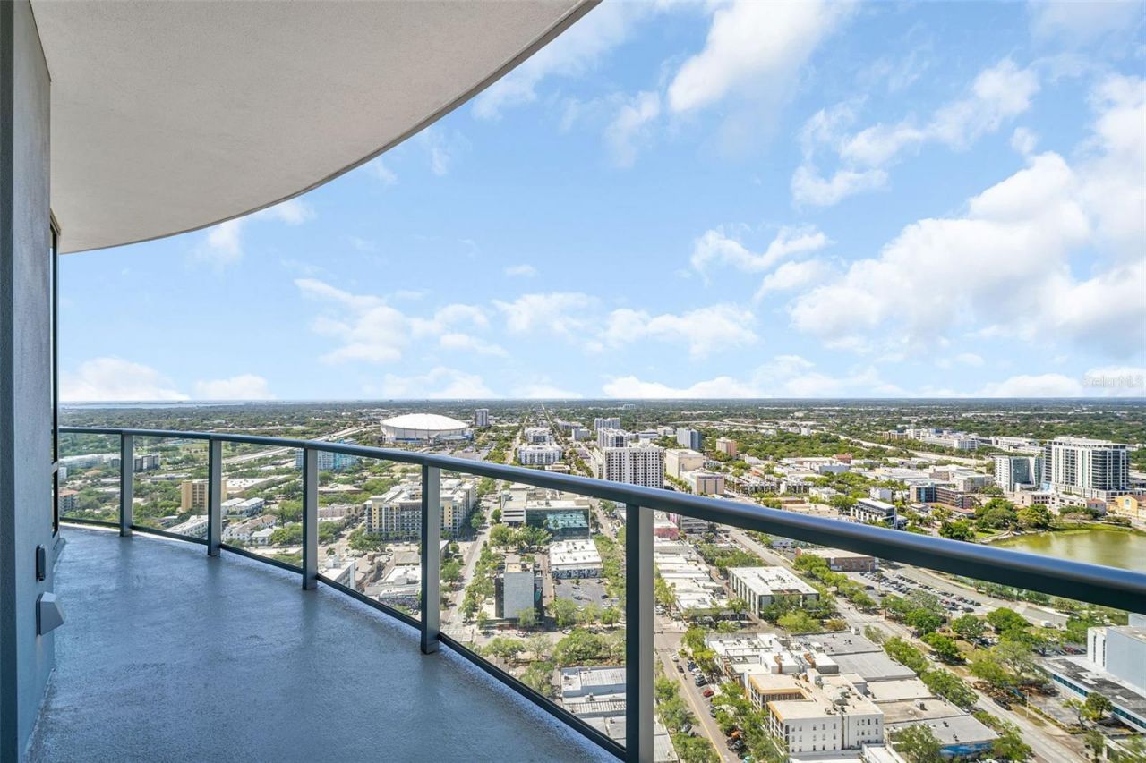 400 Central Avenue, Unit 3401, Saint Petersburg, FL 33701 Photo