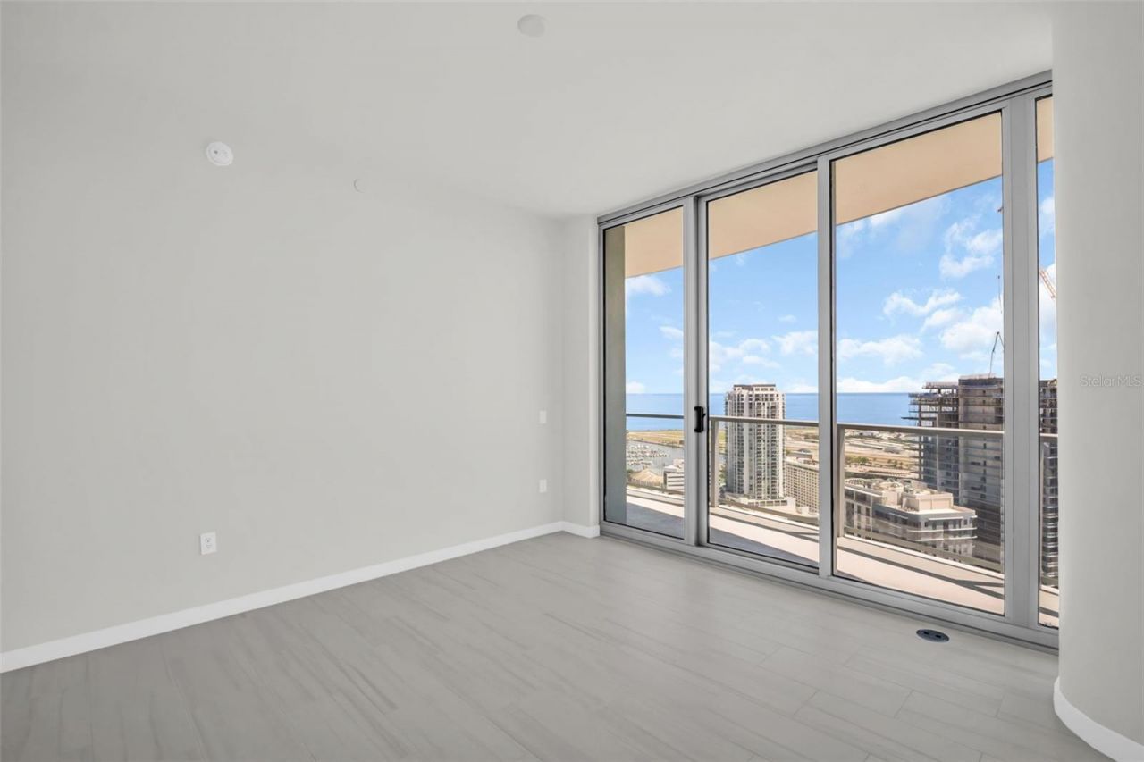 400 Central Avenue, Unit 3401, Saint Petersburg, FL 33701 Photo