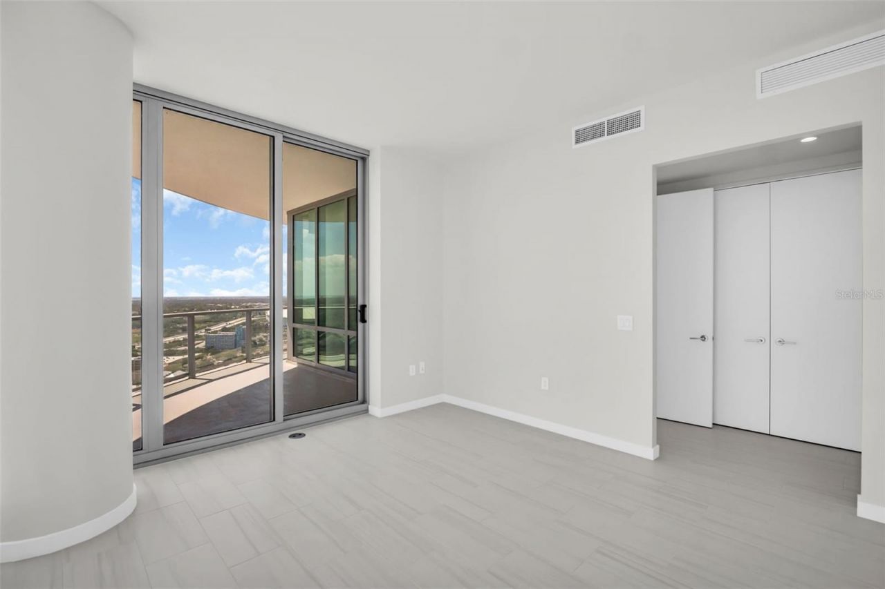 400 Central Avenue, Unit 3401, Saint Petersburg, FL 33701 Photo