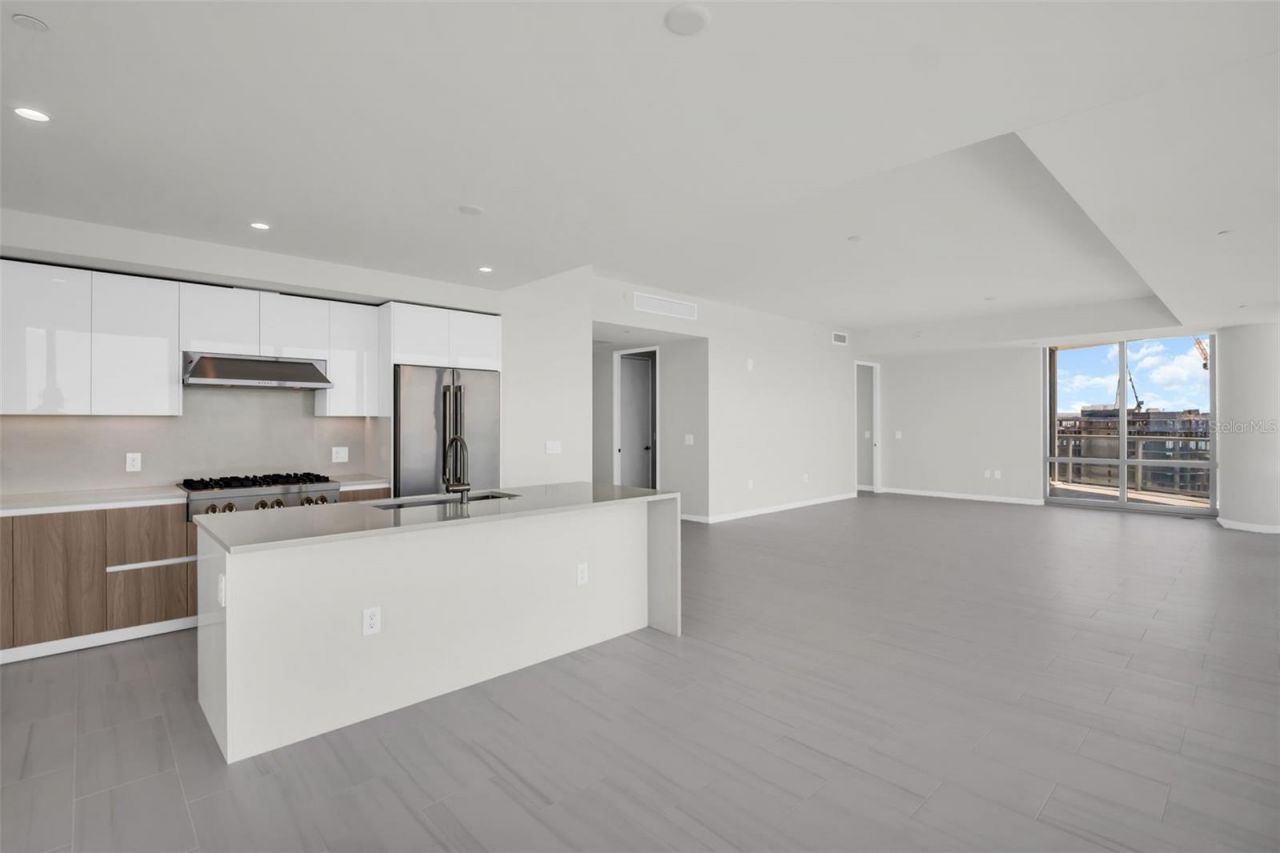 400 Central Avenue, Unit 3401, Saint Petersburg, FL 33701 Photo