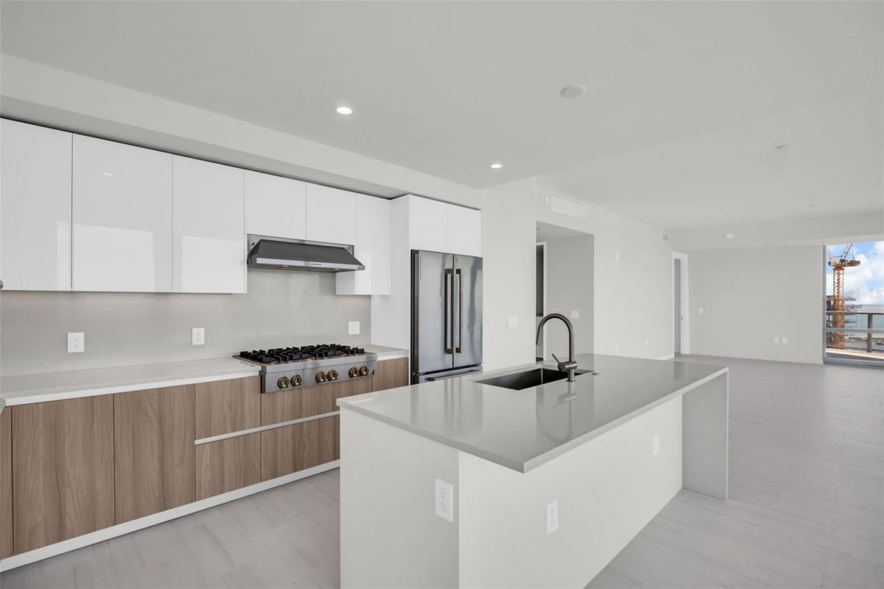 400 Central Avenue, Unit 3401, Saint Petersburg, FL 33701 Photo