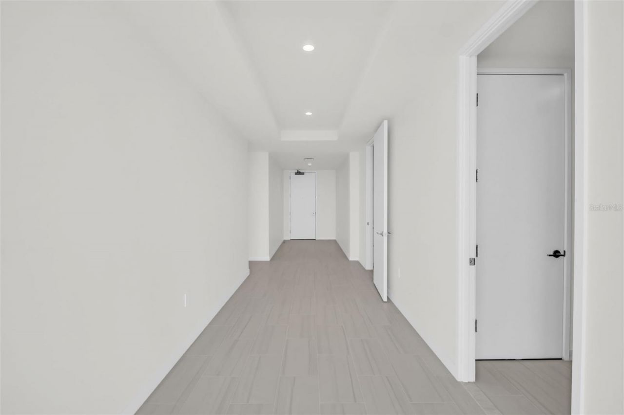 400 Central Avenue, Unit 3401, Saint Petersburg, FL 33701 Photo