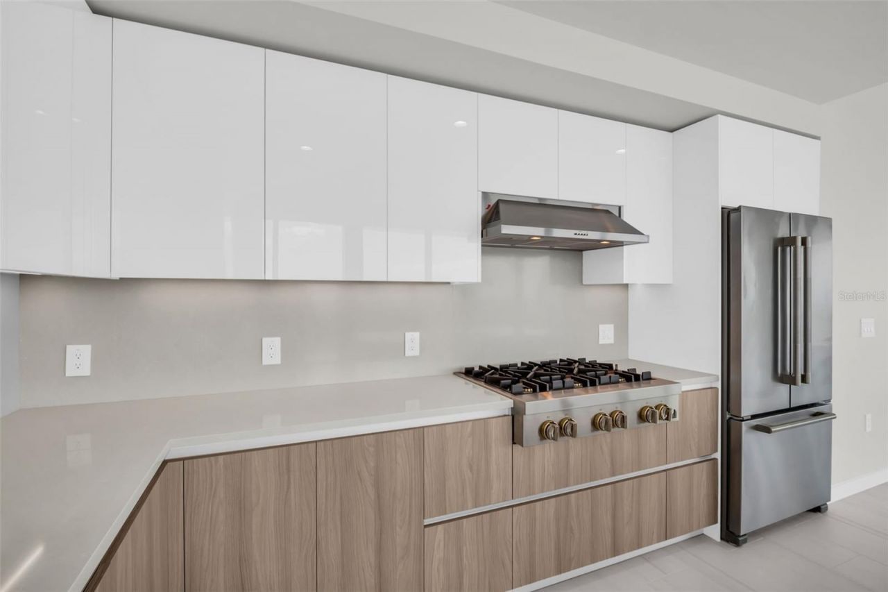 400 Central Avenue, Unit 3401, Saint Petersburg, FL 33701 Photo