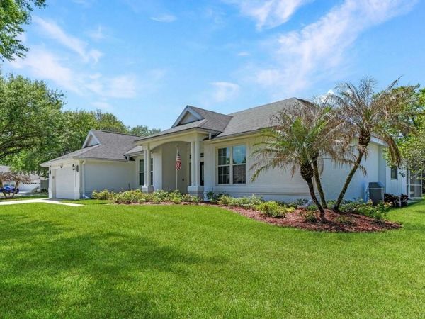 1901 PARK FOREST BOULEVARD , MOUNT DORA, FL 32757