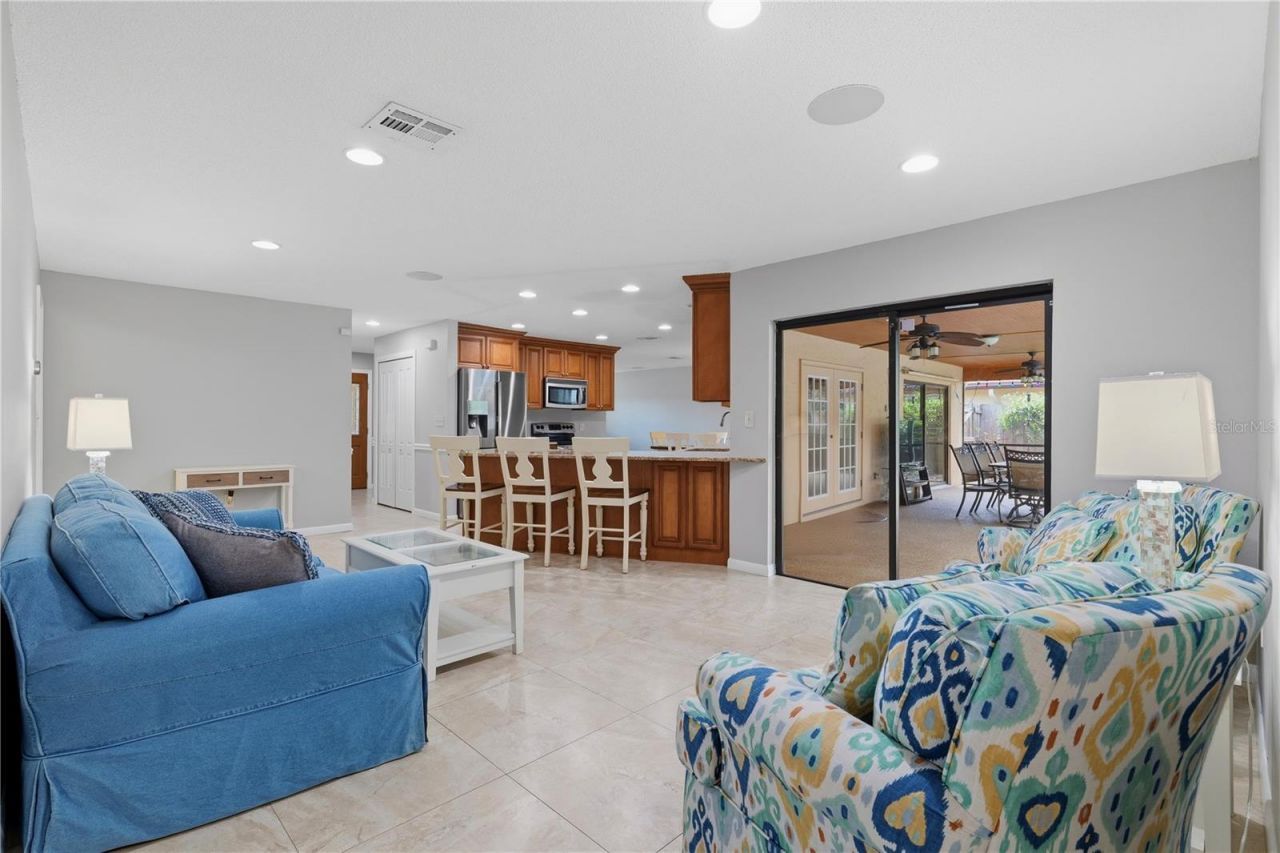 10062 121st Street , Seminole, FL 33772 Photo