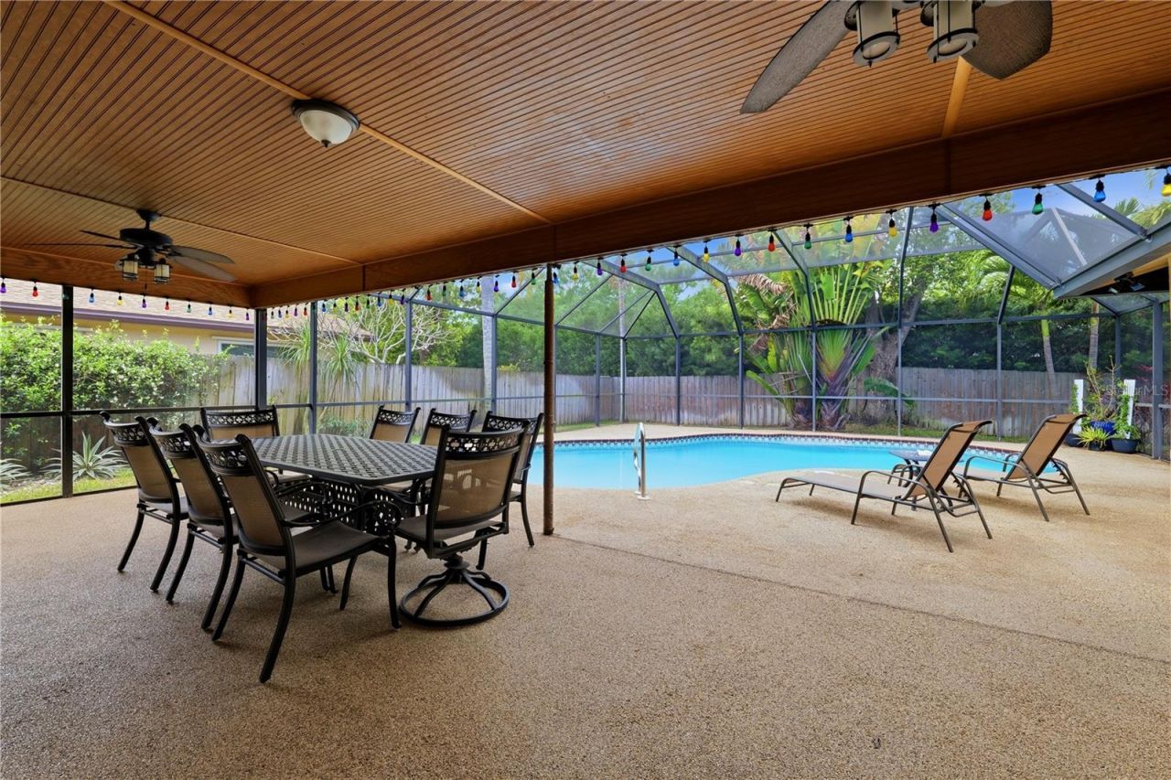 10062 121st Street , Seminole, FL 33772 Photo