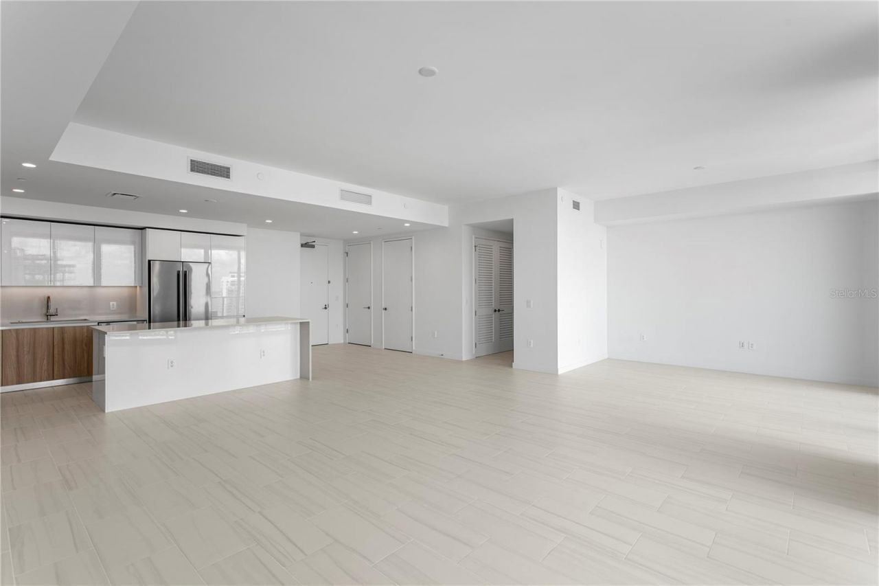 400 Central Avenue, Unit 3005, Saint Petersburg, FL 33701 Photo