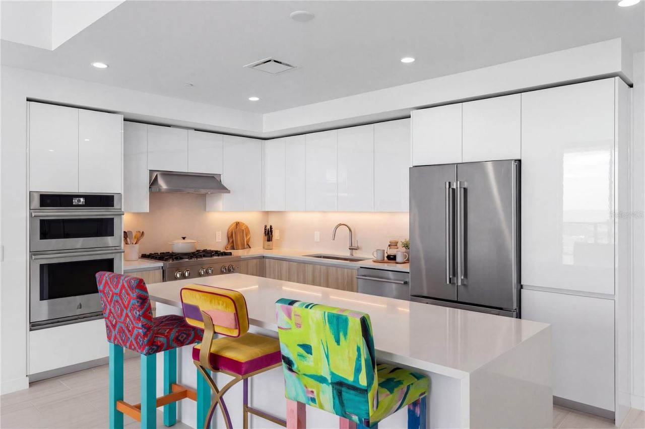 400 Central Avenue, Unit 3005, Saint Petersburg, FL 33701 Photo