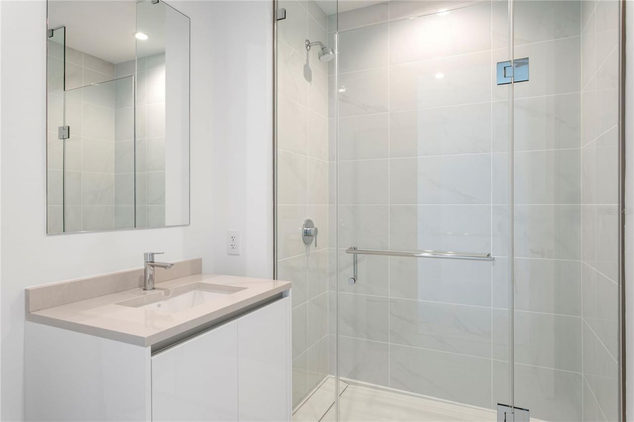 400 Central Avenue, Unit 3005, Saint Petersburg, FL 33701 Photo