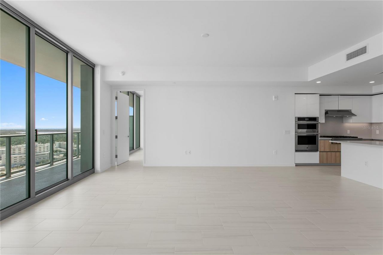 400 Central Avenue, Unit 3005, Saint Petersburg, FL 33701 Photo