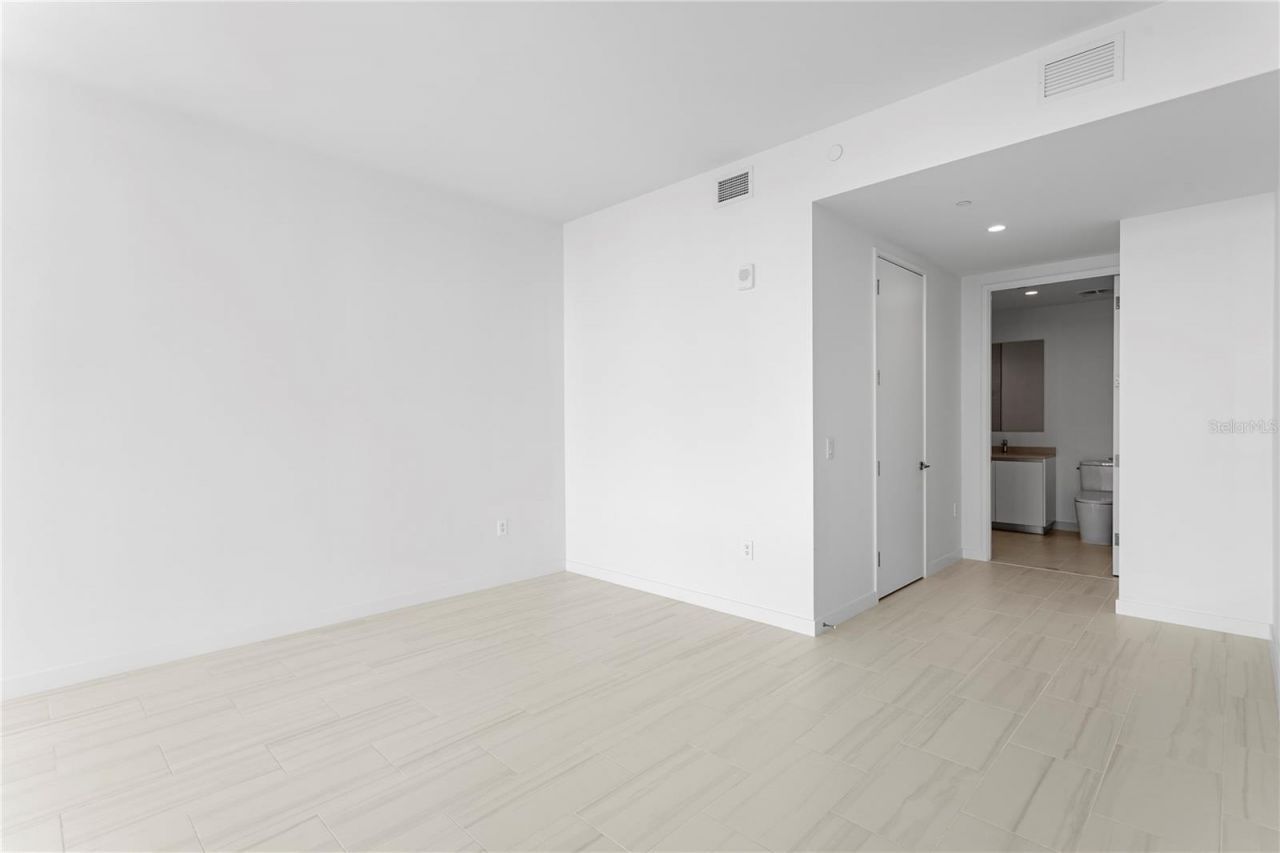 400 Central Avenue, Unit 3005, Saint Petersburg, FL 33701 Photo