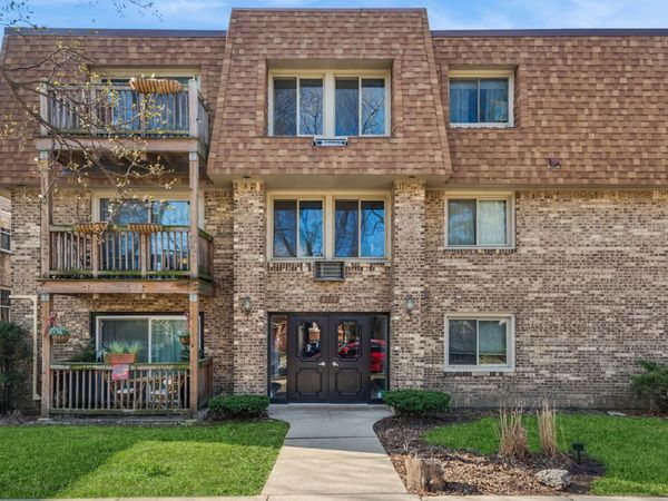 2619 W Agatite Avenue , Unit 2B, Chicago, IL 60625