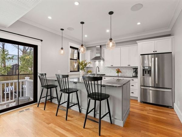 34 Purchase St, Unit 34, Newburyport, MA 01950