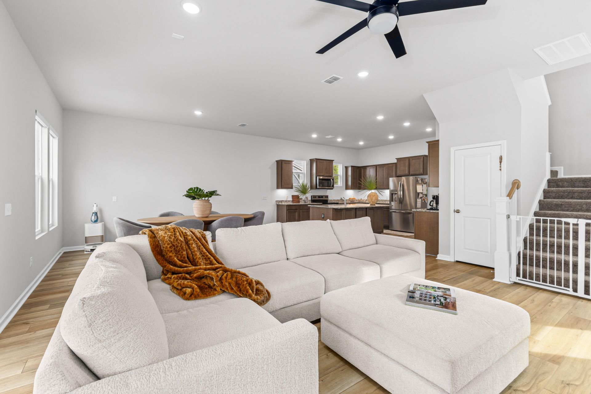 4127 Collins Drive Photo 11