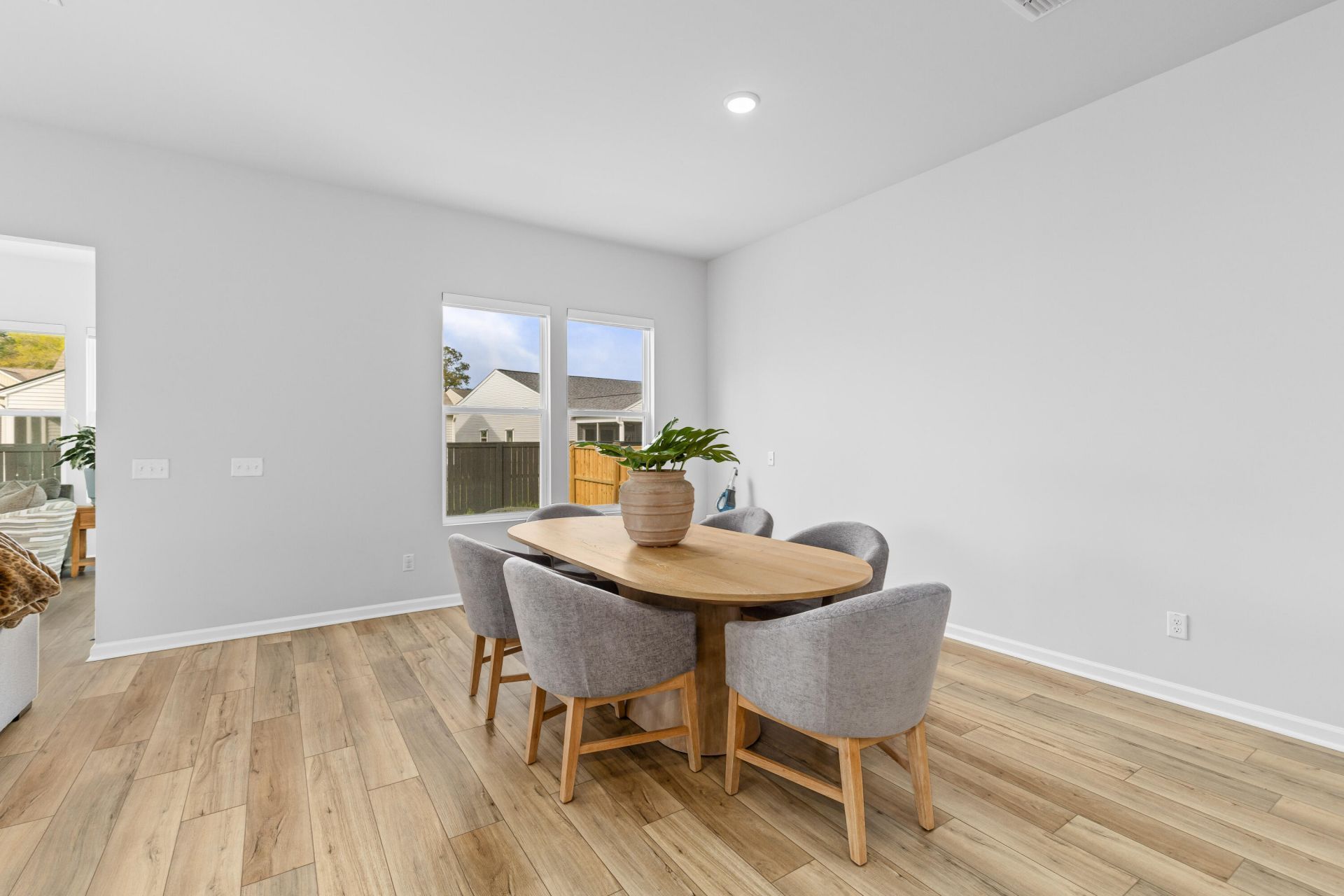 4127 Collins Drive Photo 16