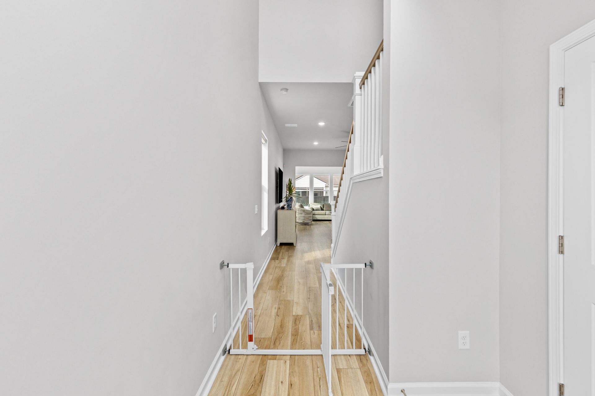 4127 Collins Drive Photo 5