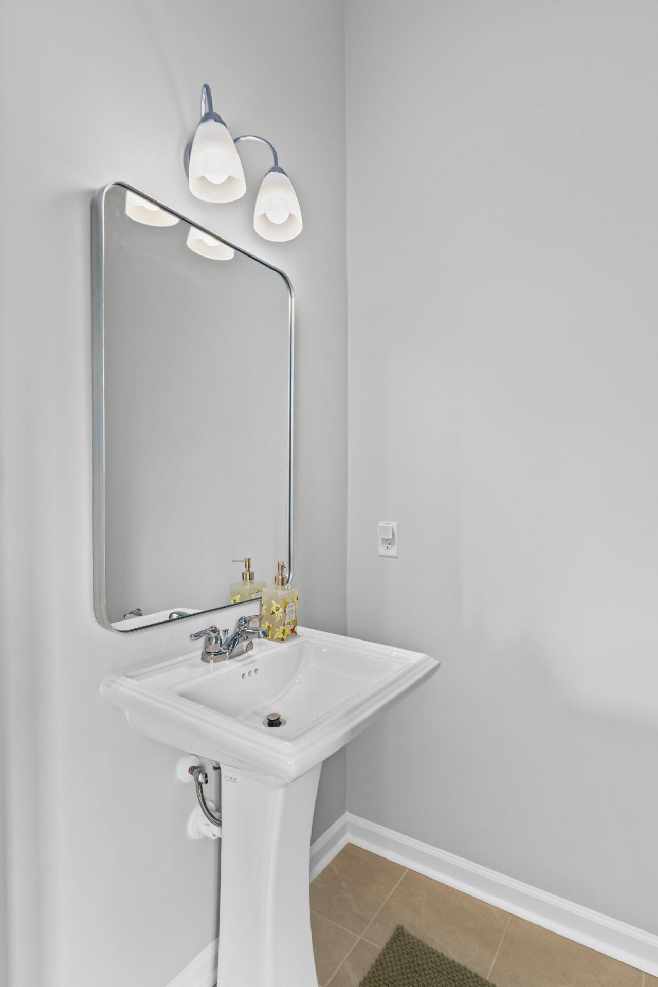 4127 Collins Drive Photo 7