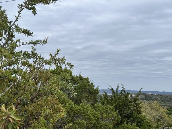 507 Lexington Pass, Canyon Lake, TX 78133