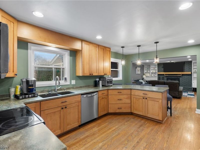 417 Forest Lane, Wadsworth, OH 44281 Photo 10