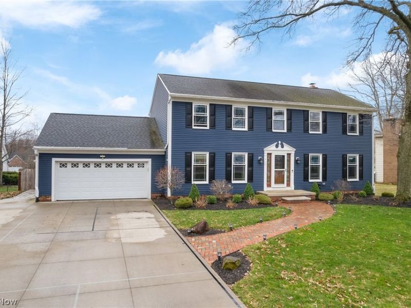 417 Forest Lane, Wadsworth, OH 44281 Photo 3