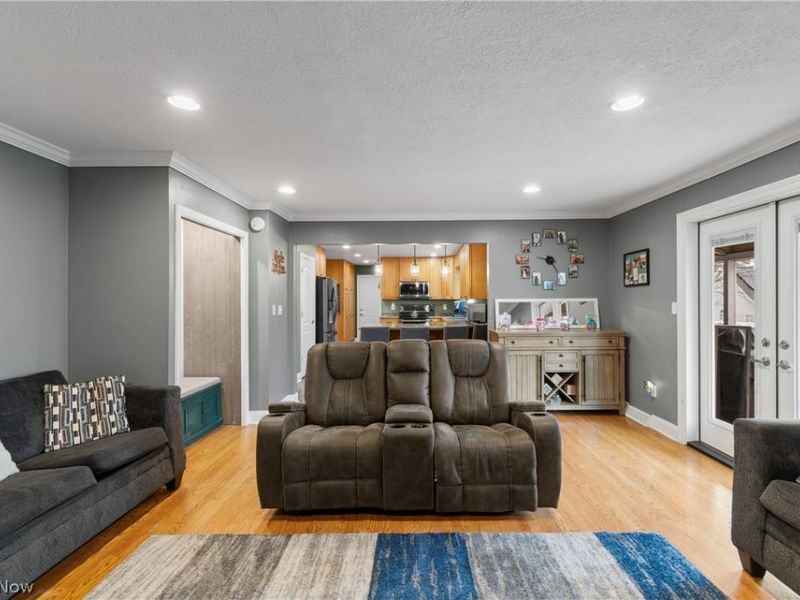 417 Forest Lane, Wadsworth, OH 44281 Photo 7