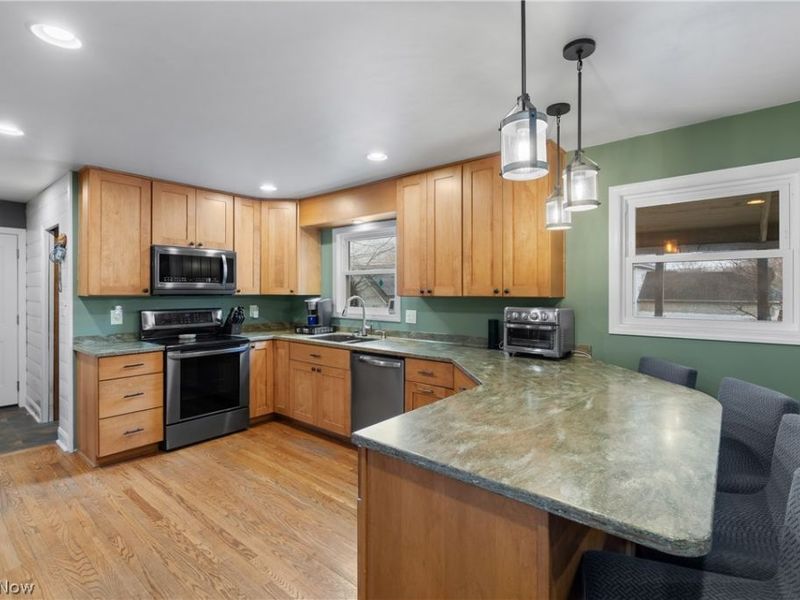 417 Forest Lane, Wadsworth, OH 44281 Photo 9