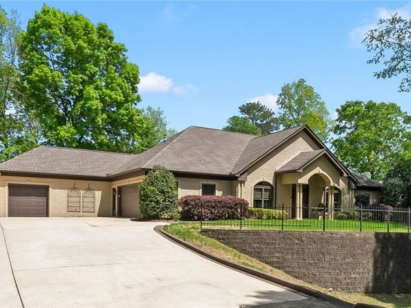 16033 Carmel Bay Drive, Northport, AL 35475