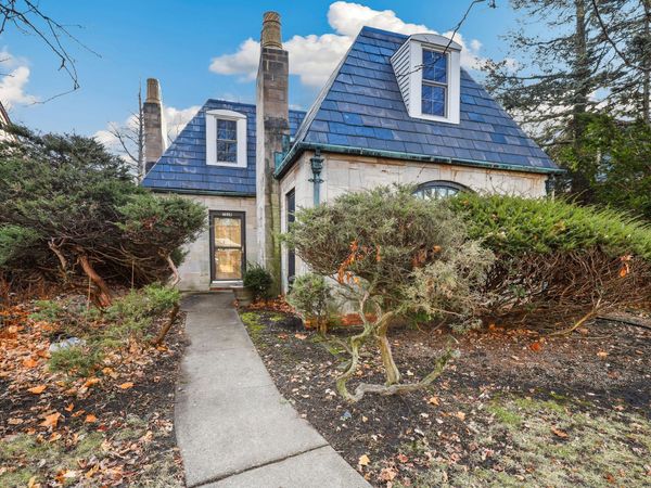 7039 Forest Avenue, Hammond, IN 46324