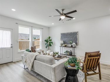 7331 Rubio Place, Dallas, TX 75235