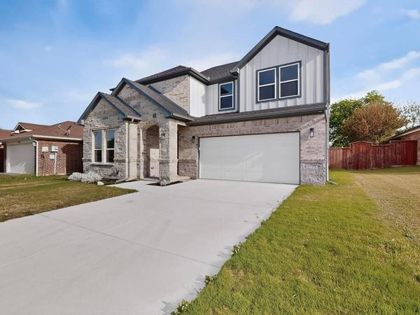 6810 Windward View Drive, Rowlett, TX 75088