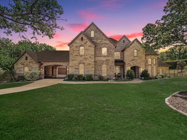 8605 Del Pino Court, Flower Mound, TX 75022