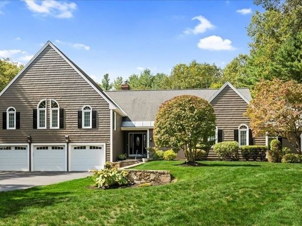 365 Green St, Northborough, MA 01532