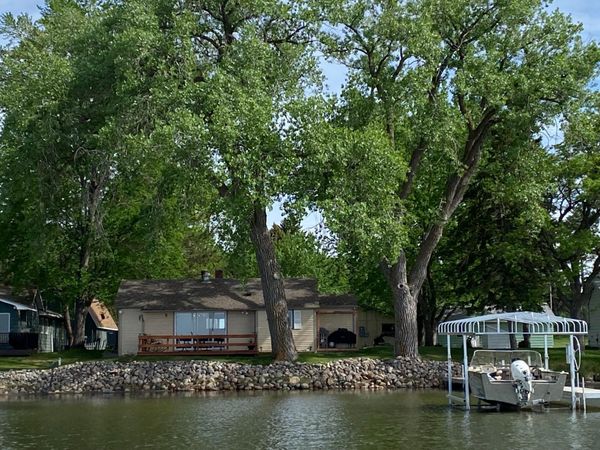 21029 Elks Point Road , Fergus Falls, MN 56537