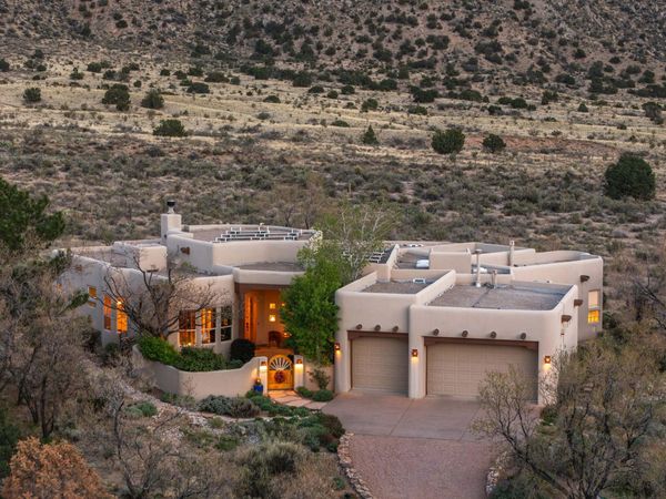 6008 Paper Flower Place NE, Albuquerque, NM 87111