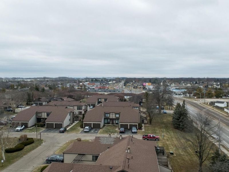 5260 Westbury Drive , Unit 14A, Columbus, OH 43228 Photo 11