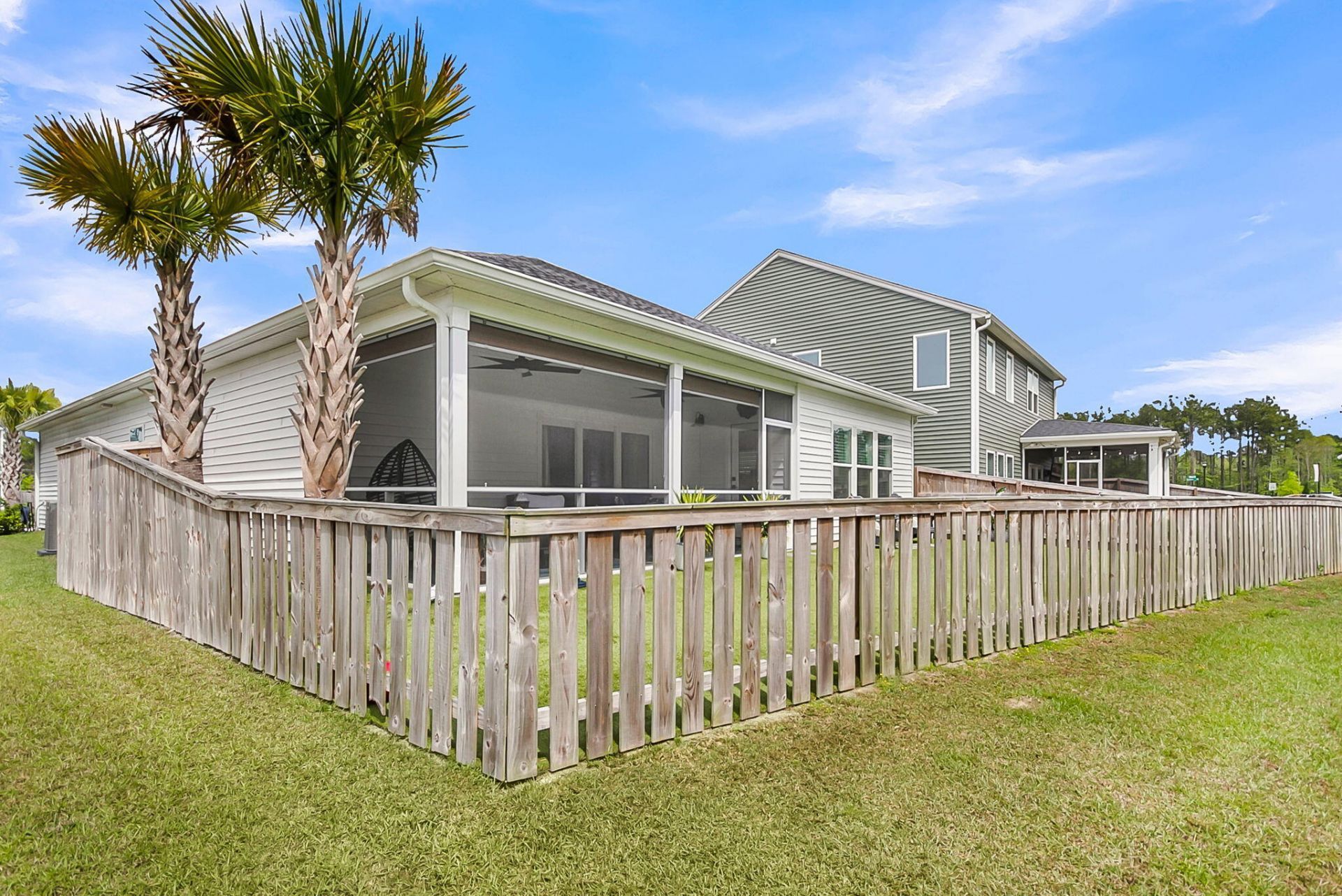 1414 Arabella Street Photo 45