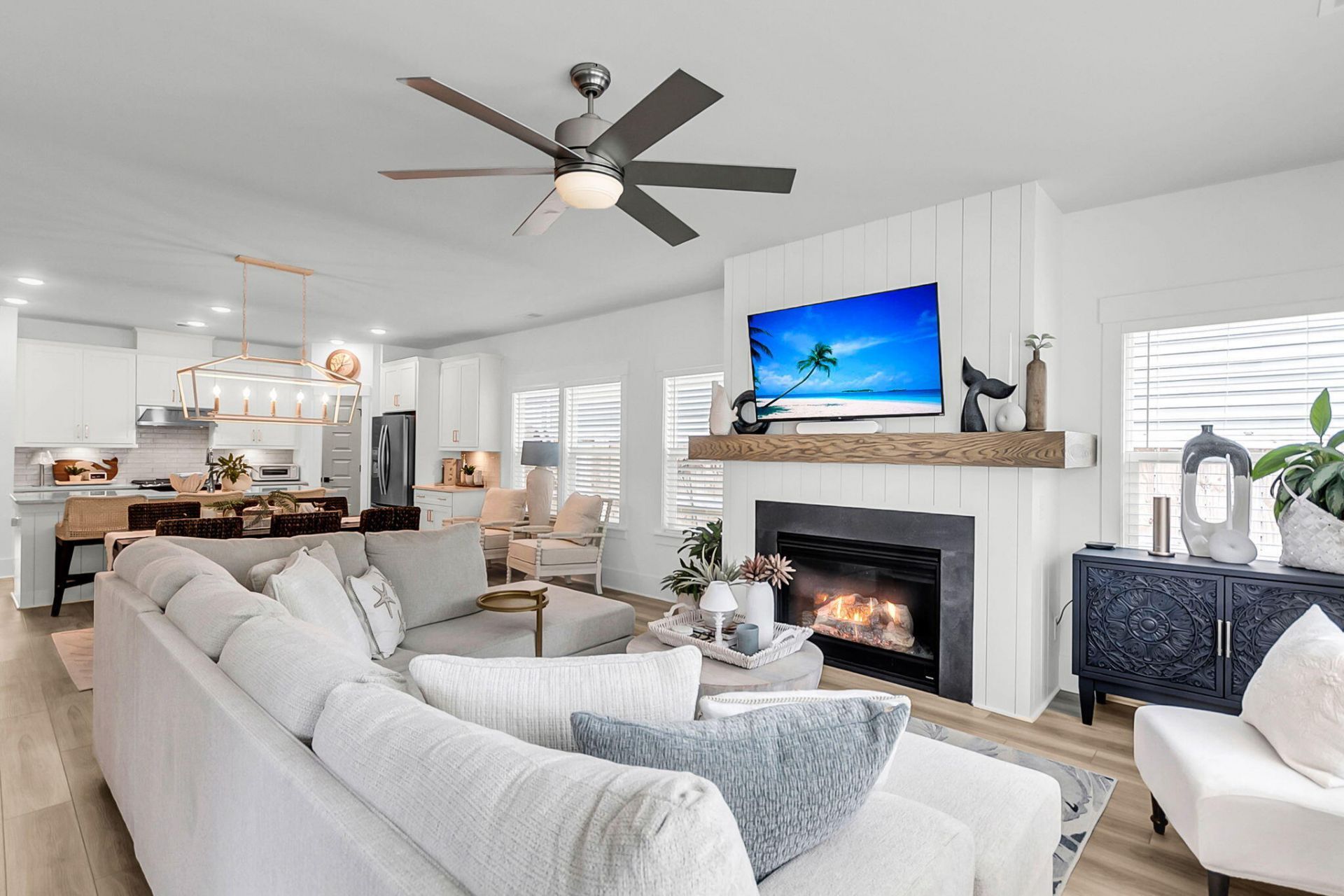 1414 Arabella Street Photo 9