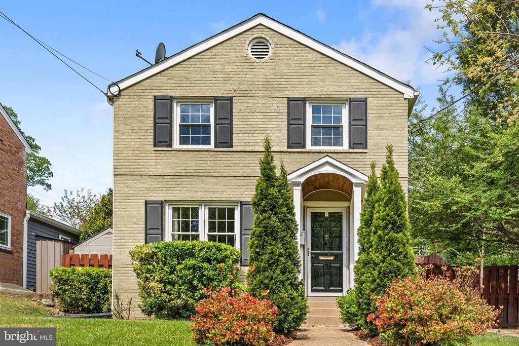 1861 S George Mason Drive, Arlington, VA 22204 Main Photo