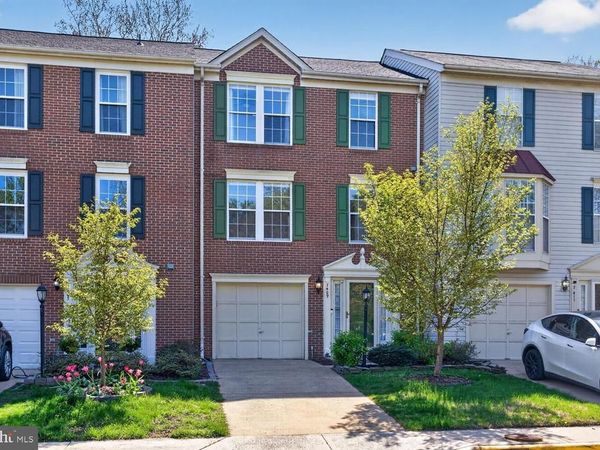 7409 GADSBY SQUARE , ALEXANDRIA, VA 22315